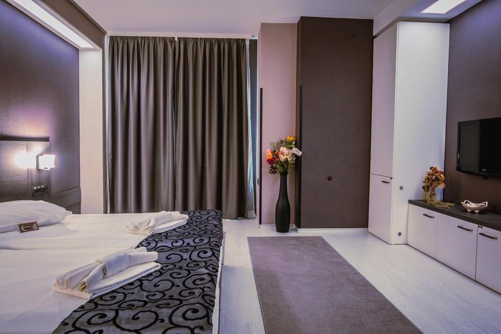 Hotel Idol Targovichté Chambre photo