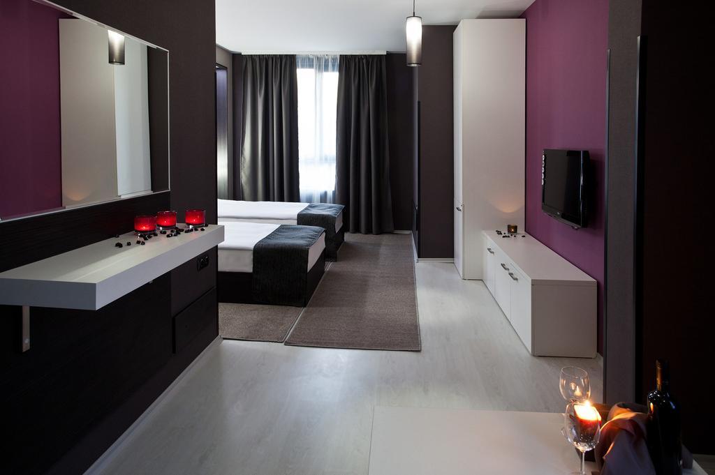 Hotel Idol Targovichté Extérieur photo