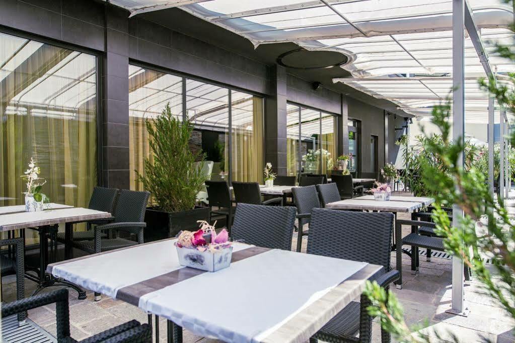 Hotel Idol Targovichté Extérieur photo