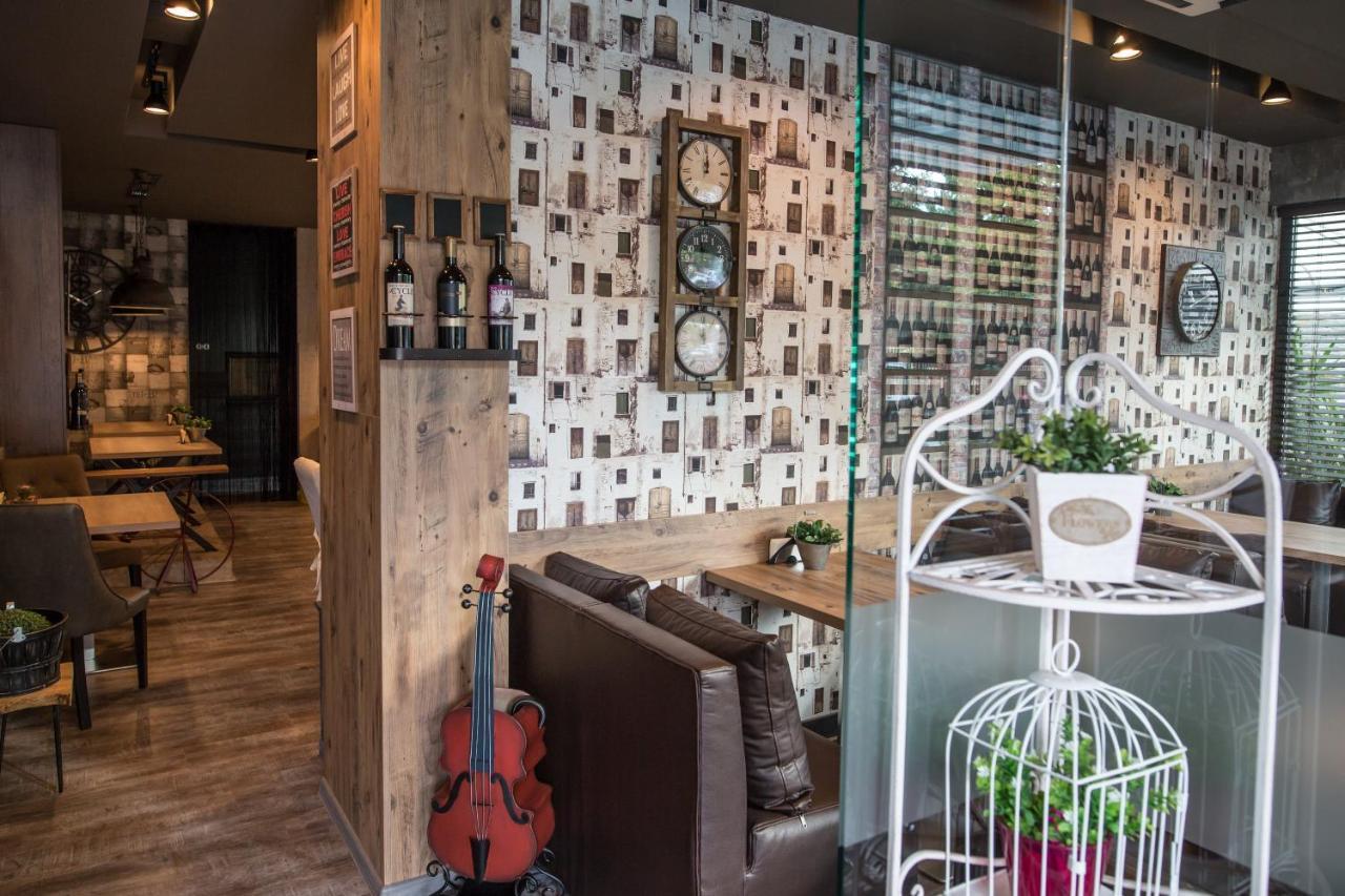 Hotel Idol Targovichté Extérieur photo
