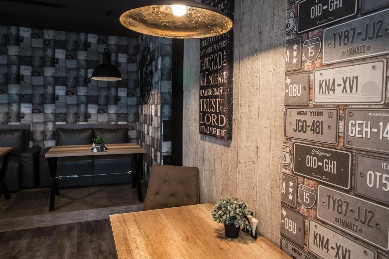 Hotel Idol Targovichté Extérieur photo